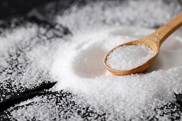 Quando cade il sale porta bene o male?